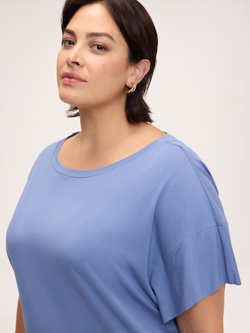 Maglietta di Fiorella Rubino in blu