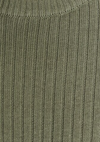 AJC Sweater in Green
