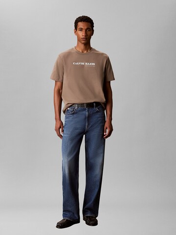 T-Shirt Calvin Klein Jeans en marron