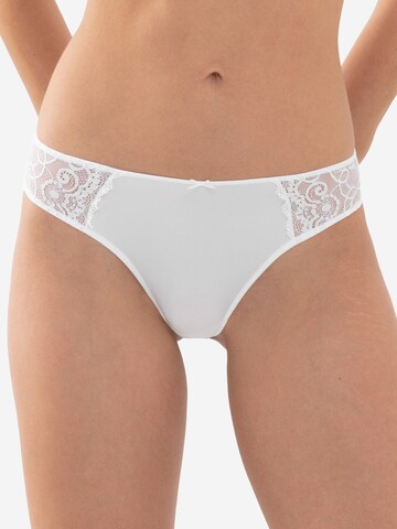 Mey String 'Amorous' in Weiß: Vorderseite