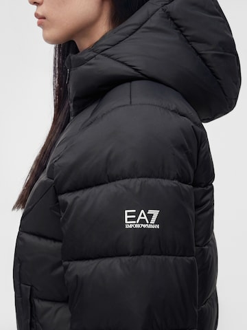 EA7 Emporio Armani Χειμερινό μπουφάν σε μαύρο