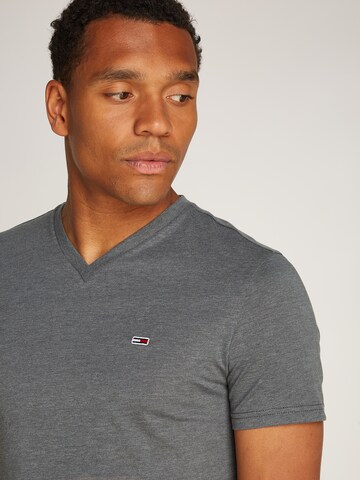 Maglietta di Tommy Jeans in grigio