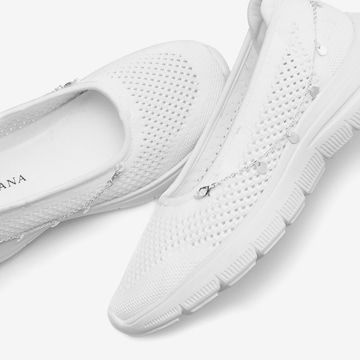 LASCANA Ballet Flats in White