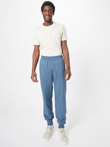 Fli Papigu - Tapered Pantalón 'Sometimes We Just Know' en azul