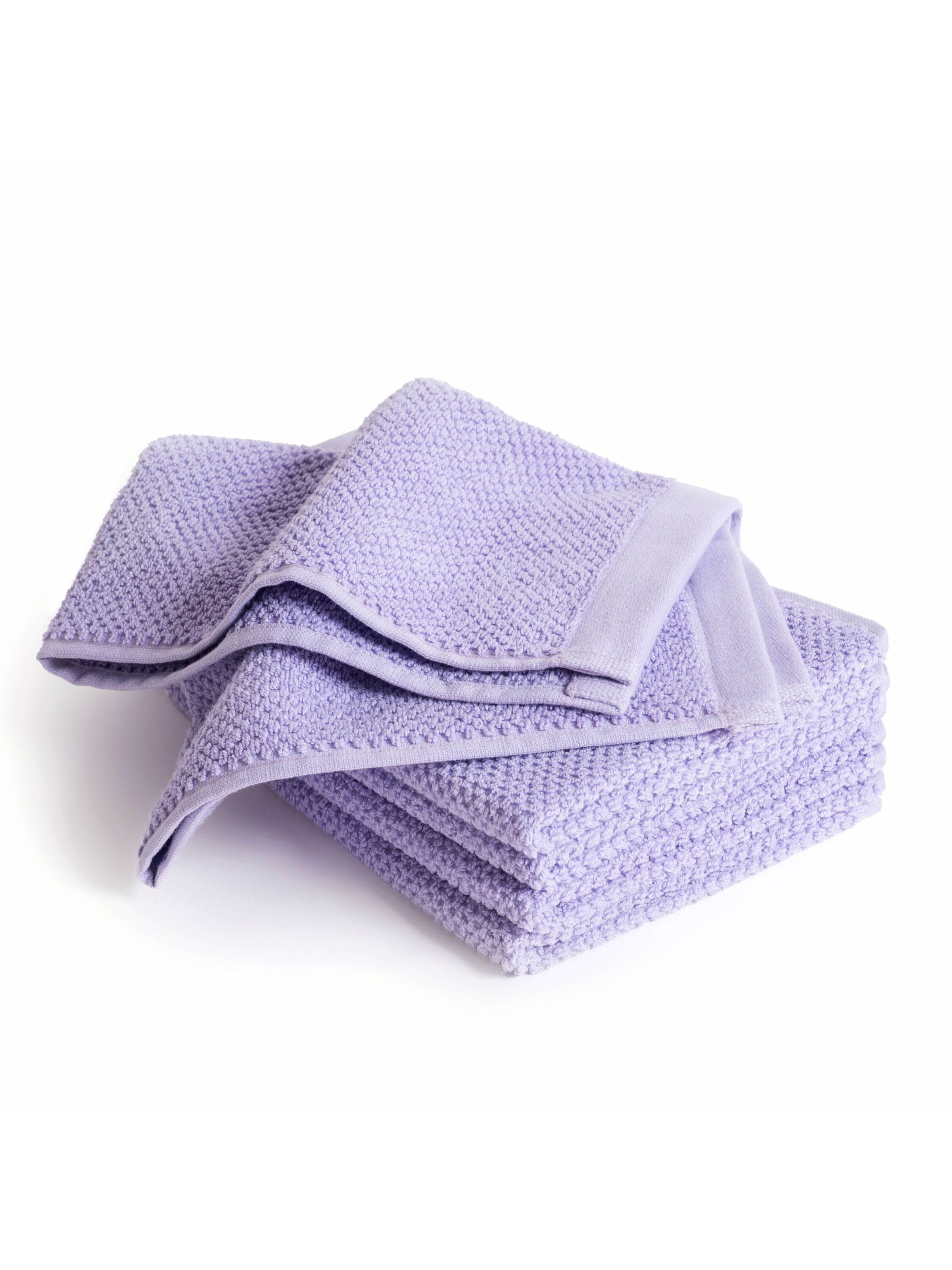 Herzbach home Towel in Purple: front