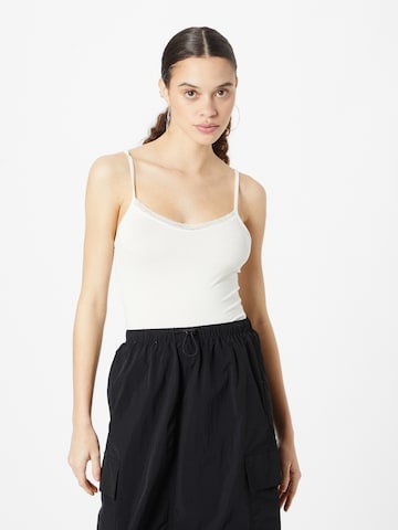 NLY by Nelly Top in White: front