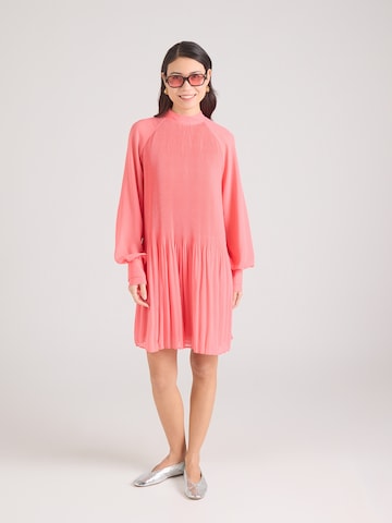 BOSS Ruha 'Dolumi' - piros: elől