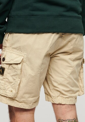 Loosefit Pantalon cargo Superdry en beige