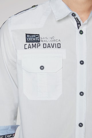 CAMP DAVID Regular fit Ing - fehér
