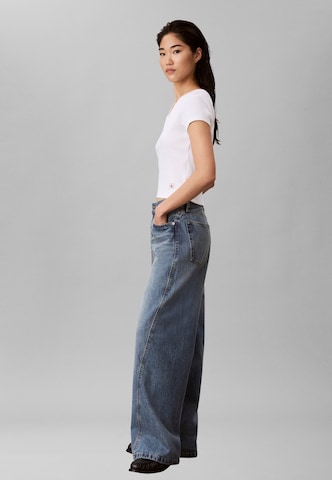 Calvin Klein Jeans Tričko – bílá