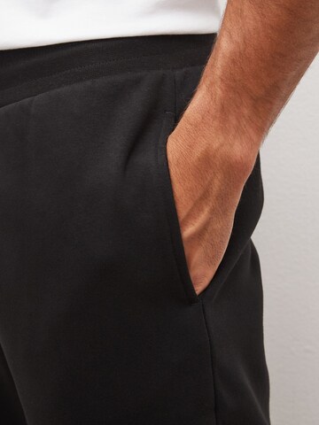 Effilé Pantalon Next en noir