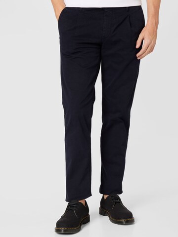 Scalpers Regular Pleat-Front Pants 'FIRENZE' in Blue: front