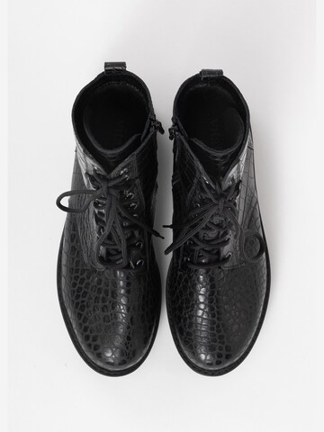 VITAFORM Lace-Up Ankle Boots in Black