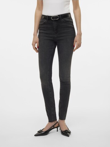 VERO MODA Regular Jeans 'SOPHIA' in Zwart: voorkant