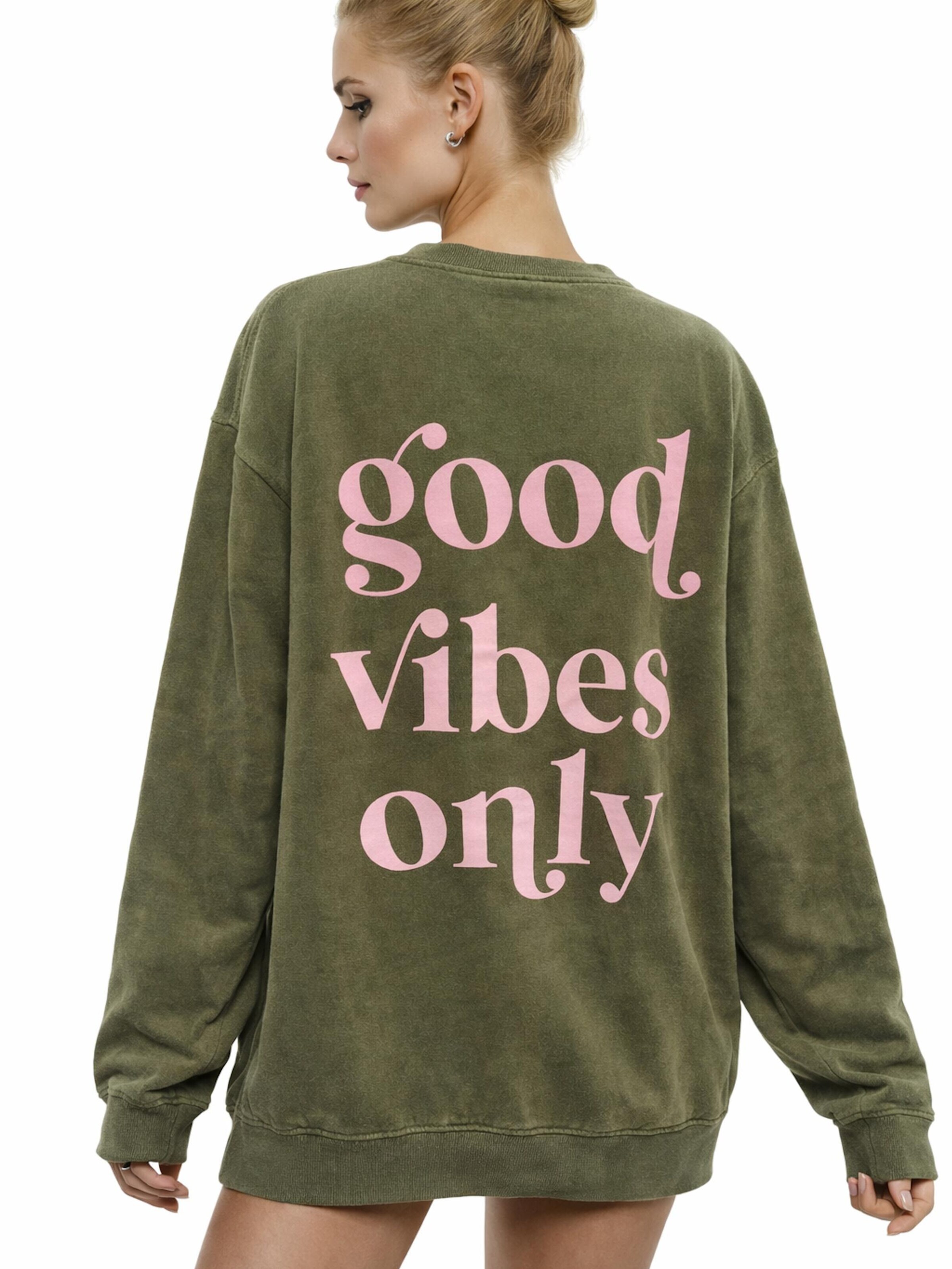 Worldclassca Sweatshirt in Green
