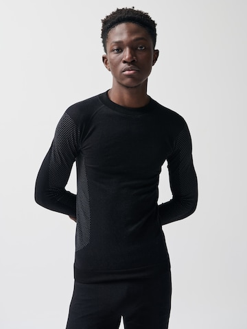 Tricou funcțional de la NoWear pe negru: față