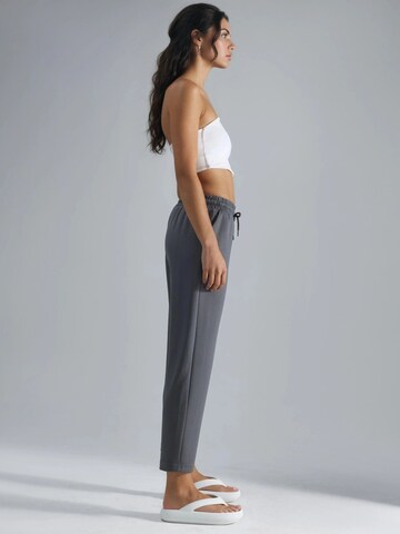 regular Pantaloni di Hiccup in grigio