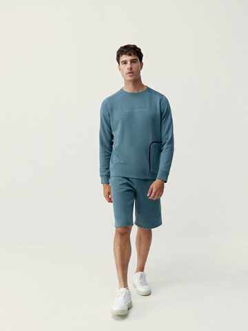 Born Living Yoga Regular Sports trousers ' Yangtse ' in Blue