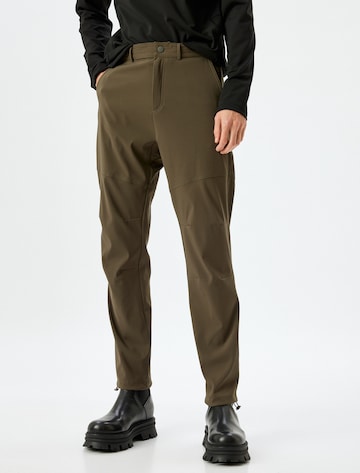 Koton Regular Broek in Groen: voorkant