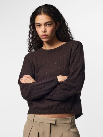 PIECES Pullover in Braun: Vorderseite