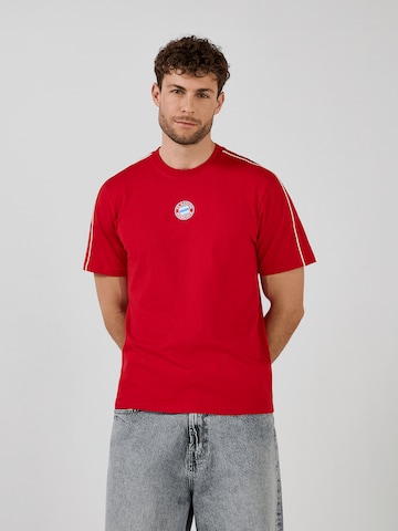 FC BAYERN MÜNCHEN Shirt in Red: front