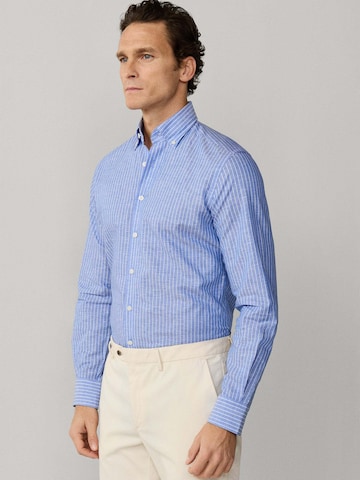 Coupe regular Chemise Hackett London en bleu