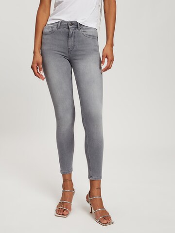 CROSS JEANS Skinny Jeans 'Judy' in Grey: front