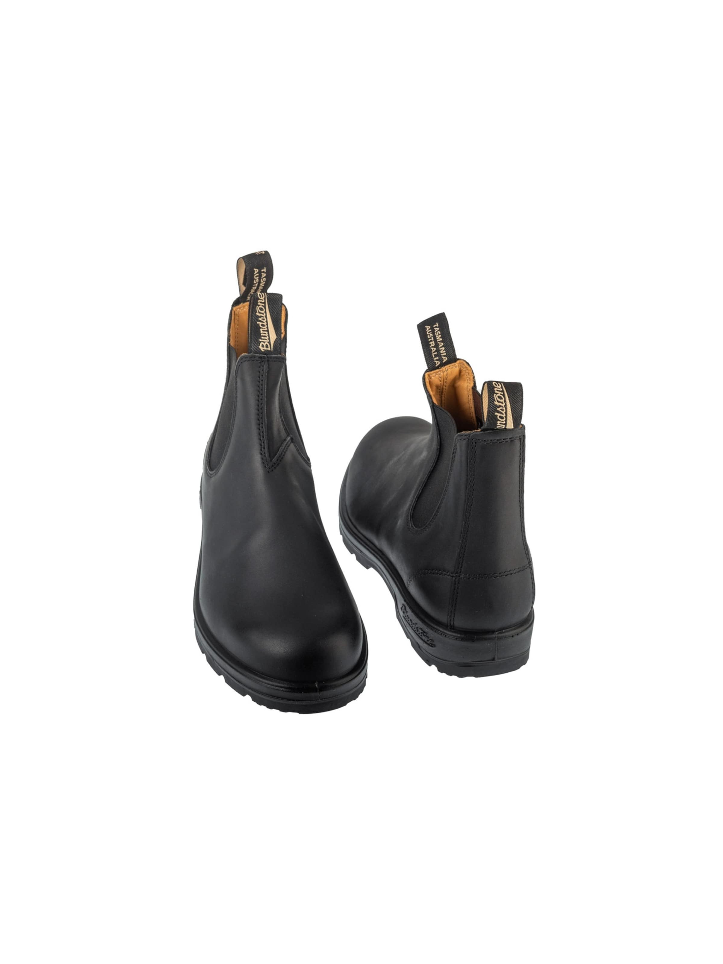 Blundstone Chelsea Boots in Black