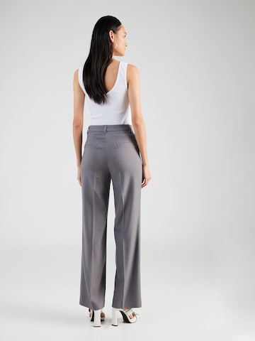 Monki Regular Pleated Pants in Grey