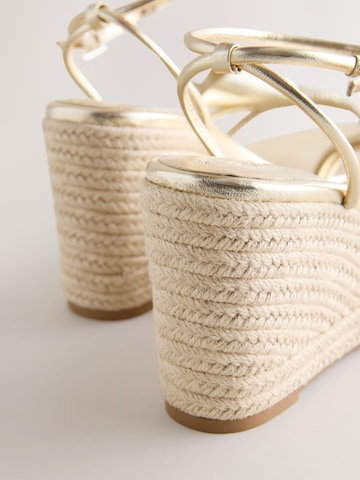 Next Sandalen met riem 'Forever Comfort' in Goud