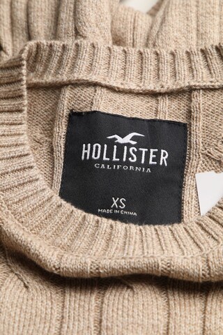 HOLLISTER Pullover XS in Beige