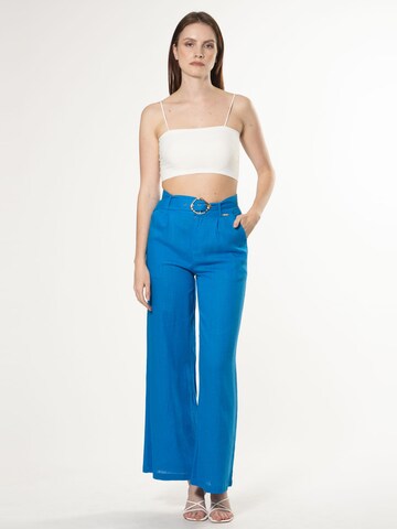 Influencer - Loosefit Pantalón de pinzas en azul