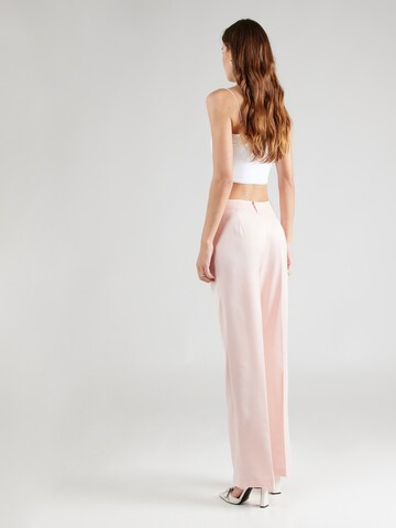 Regular Pantalon à plis 'REBECCA' GUESS en rose