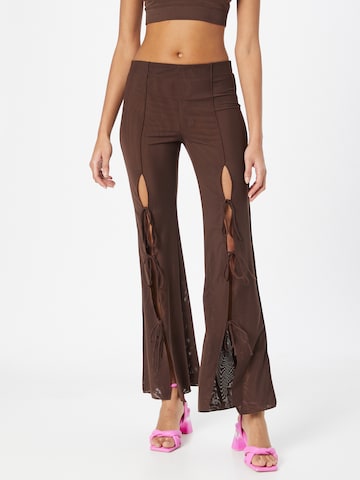 WEEKDAY Flared Trousers 'Ebba' in Brown: front