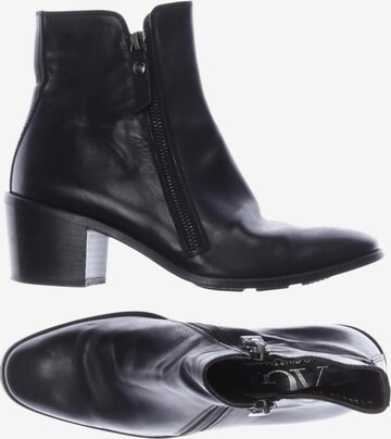 AGL Attilio Giusti Leombruni Dress Boots in 37 in Black: front