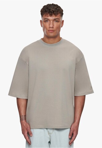 T-Shirt Dropsize en gris : devant