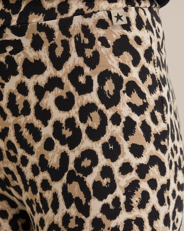 WE Fashion Flared Leggings in Brown