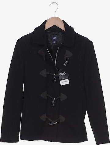 GAP Jacket & Coat in S in Black: front
