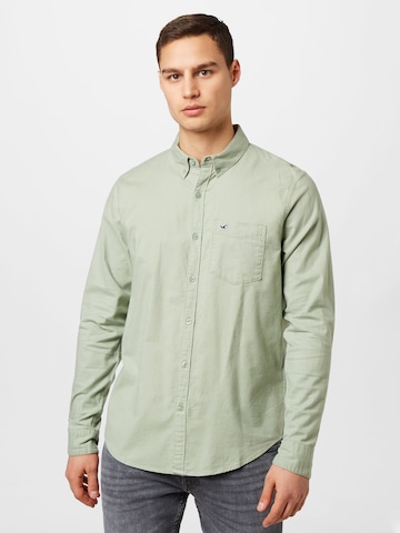 Regular fit Camicia di HOLLISTER in verde: frontale