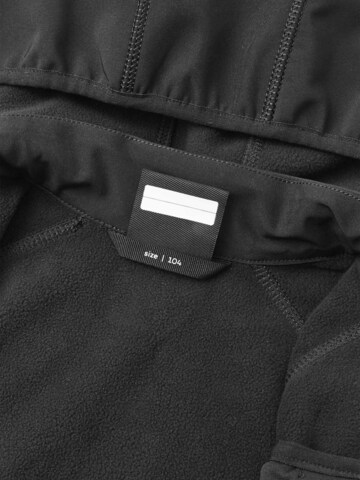 Reima Performance Jacket 'Vantti' in Black