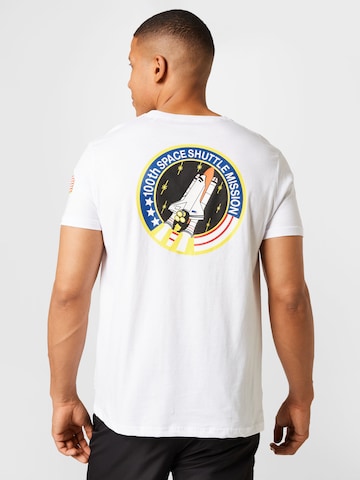 ALPHA INDUSTRIES T-shirt 'Space Shuttle' i vit: framsida