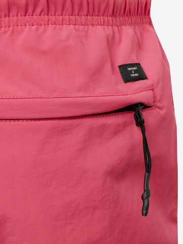 Shorts de bain Superdry en rose