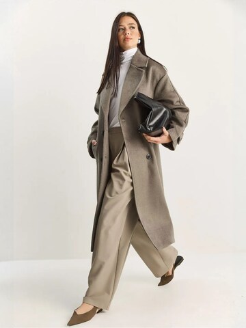 Bianco Lucci Tussenmantel in Beige