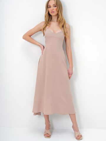 Abito da cocktail di Trend Alaçatı Stili in beige