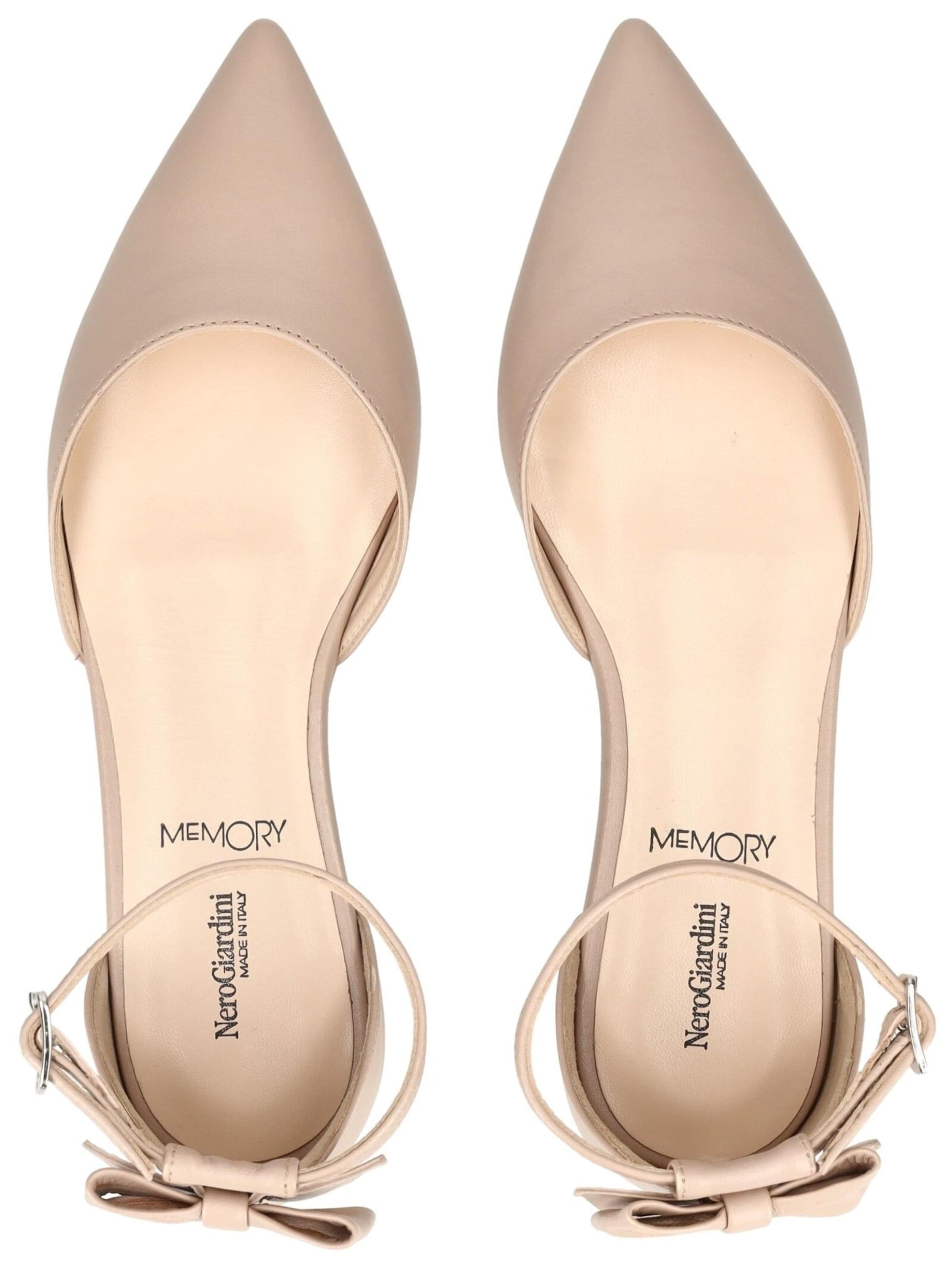 Ballerina con cinturino di Nero Giardini in beige