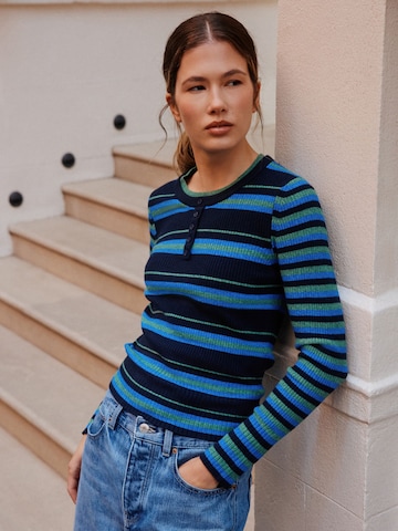 Pull-over Next en bleu : devant