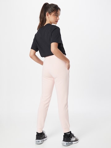 Effilé Pantalon Nike Sportswear en rose