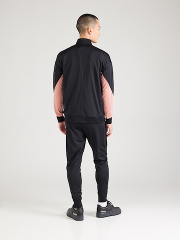 NIKE Спортивный костюм 'STRK' в Черный