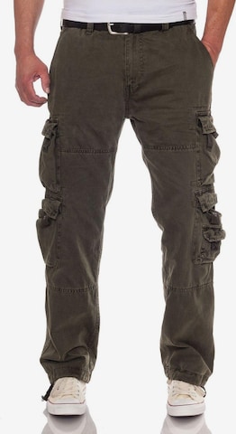 JETLAG Cargohose in Grün: Vorderseite