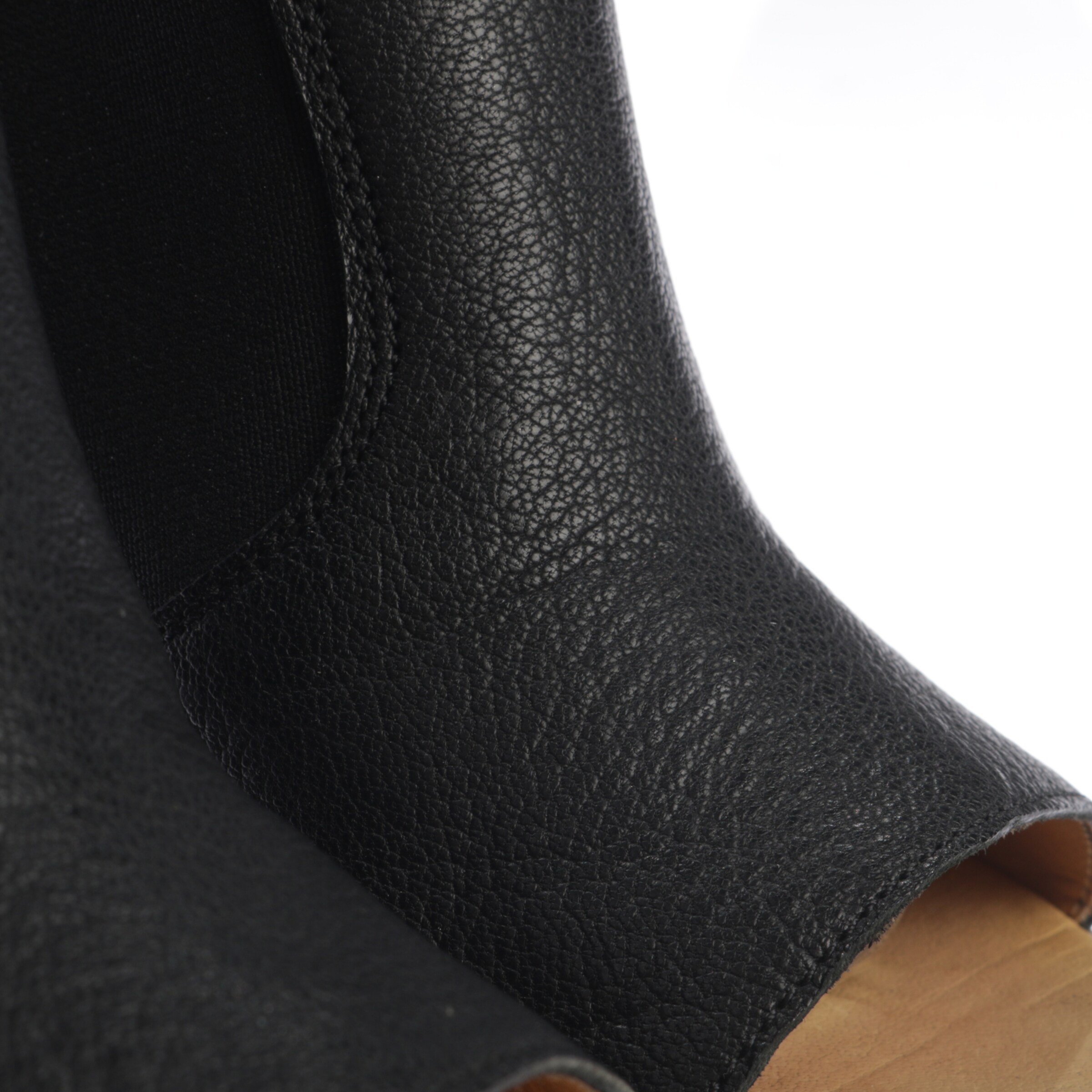 MM6 Pumps 39 in Schwarz